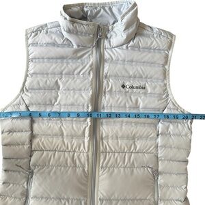 Columbia White Puffer Vest